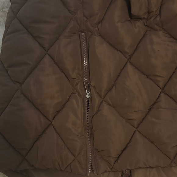 NWT Papillon Women's Chocolate Quilted Hooded Vest - Picture 5 of 7